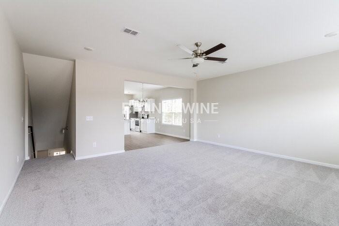 427 Moshe Mualem Pl - Photo 2 of 18