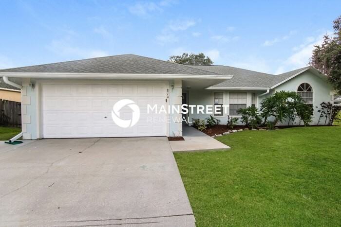 874 Altona St Nw - Photo 3 of 16