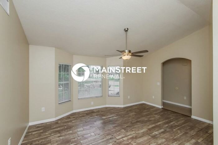 874 Altona St Nw - Photo 5 of 16