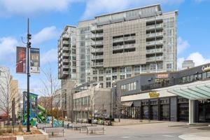 featured image of 221 E College St #709