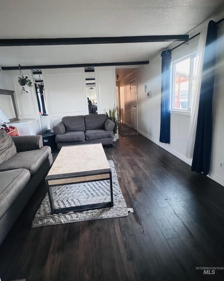 2611 Powderhorn Ln - Photo 3 of 13