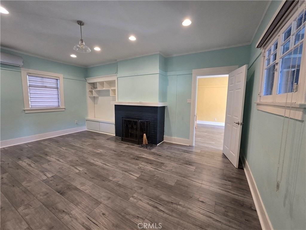 396 N Mentor Ave #396 - Photo 6 of 42