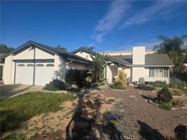 featured image of 2513 S Prairie Dunes Pl