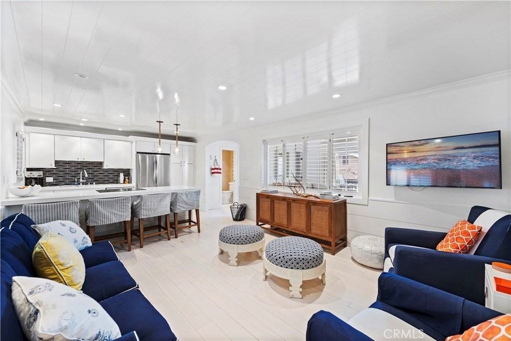 2175 S Coast Hwy #13 - Photo 2 of 19