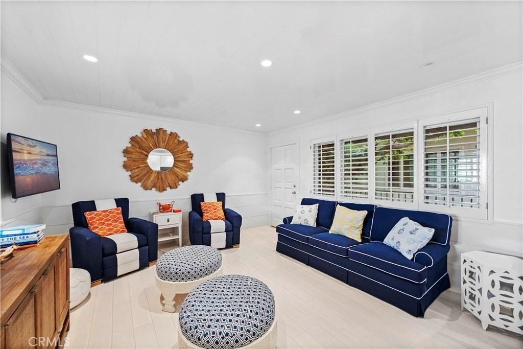 2175 S Coast Hwy #13 - Photo 4 of 19