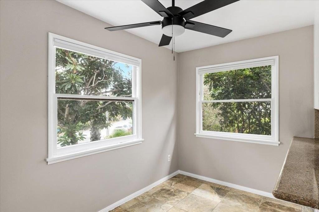 139 Hillside Ter - Photo 5 of 17