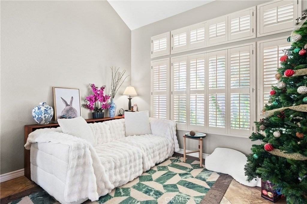 6933 Stanislaus Pl - Photo 4 of 50