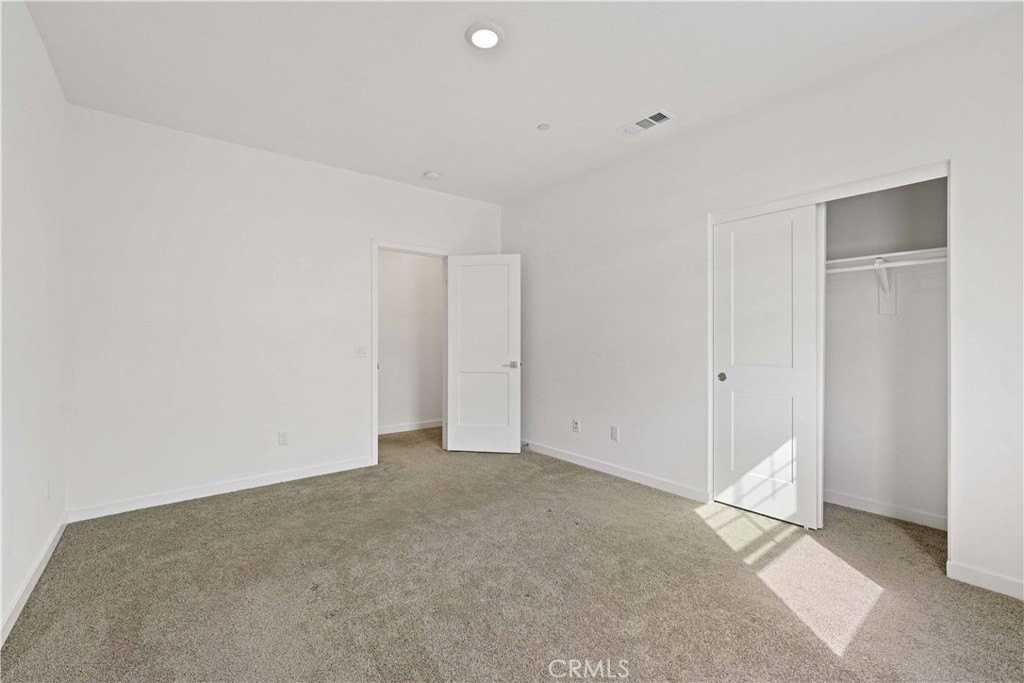 463 Besalu Ter - Photo 7 of 50