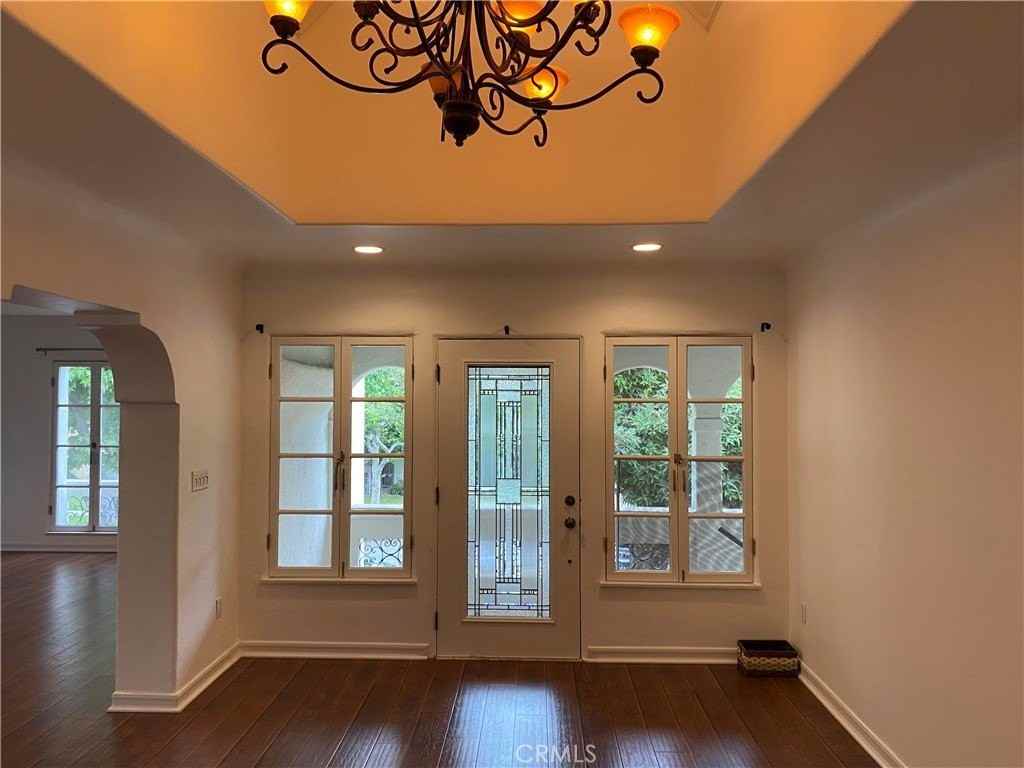 1028 S Crescent Heights Blvd - Photo 6 of 44