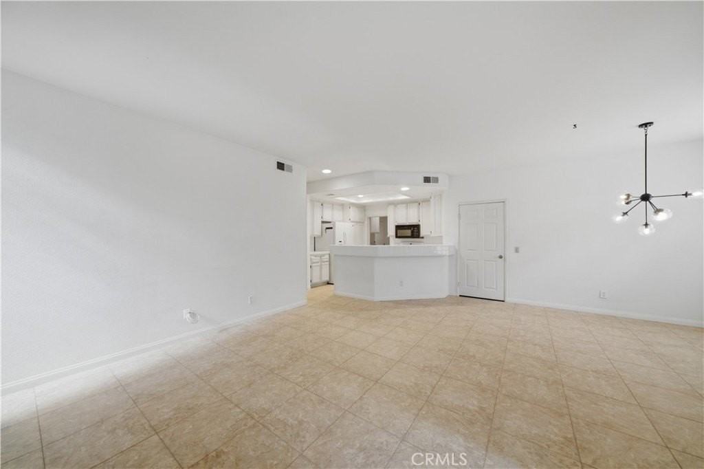 99 Shorebreaker Dr - Photo 6 of 27