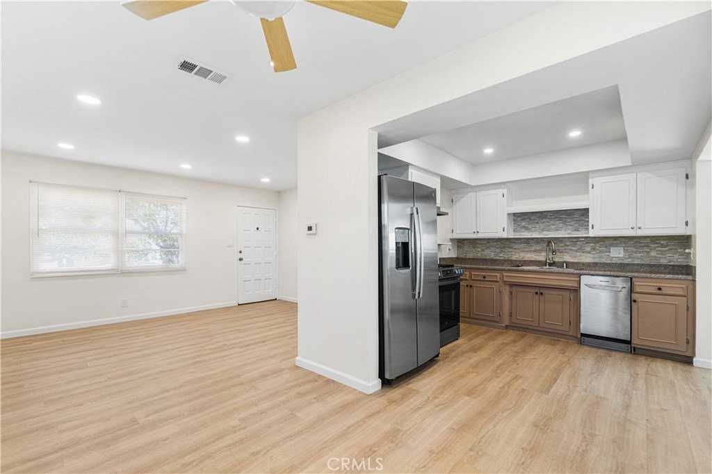 2928 Dalemead St - Photo 5 of 24