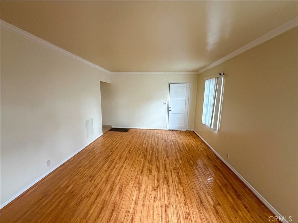 833 N Lacy St - Photo 2 of 9