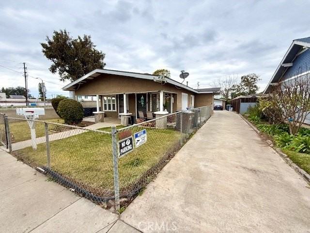 1239 W 3rd St - Photo 2 of 11