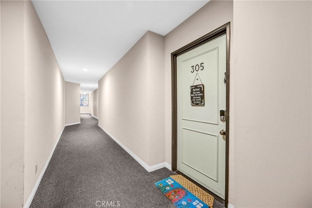 508 Glenwood Rd #305 - Photo 2 of 9