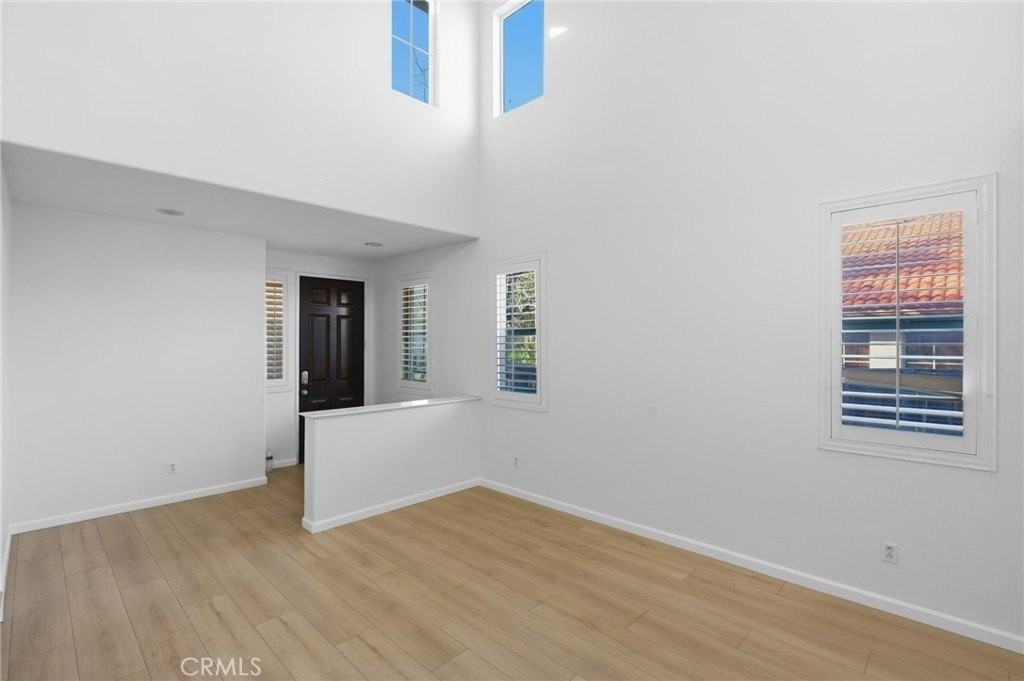 29314 Masters Dr - Photo 5 of 47