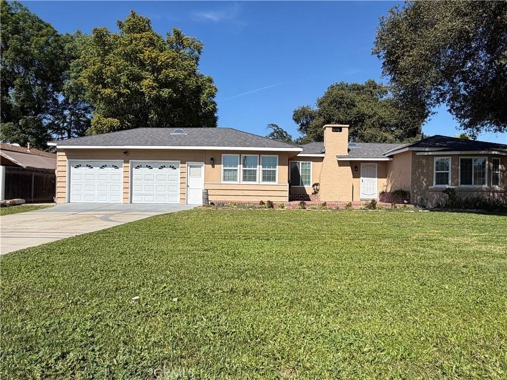 901 El Dorado St - Photo 2 of 16