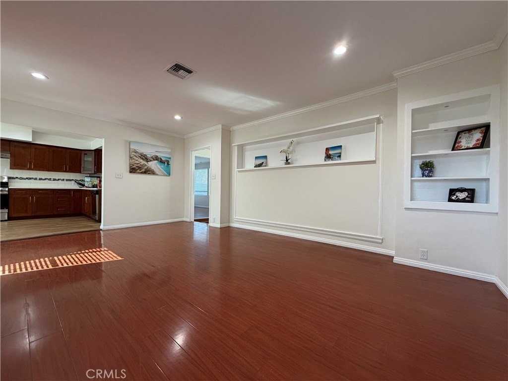 901 El Dorado St - Photo 3 of 16