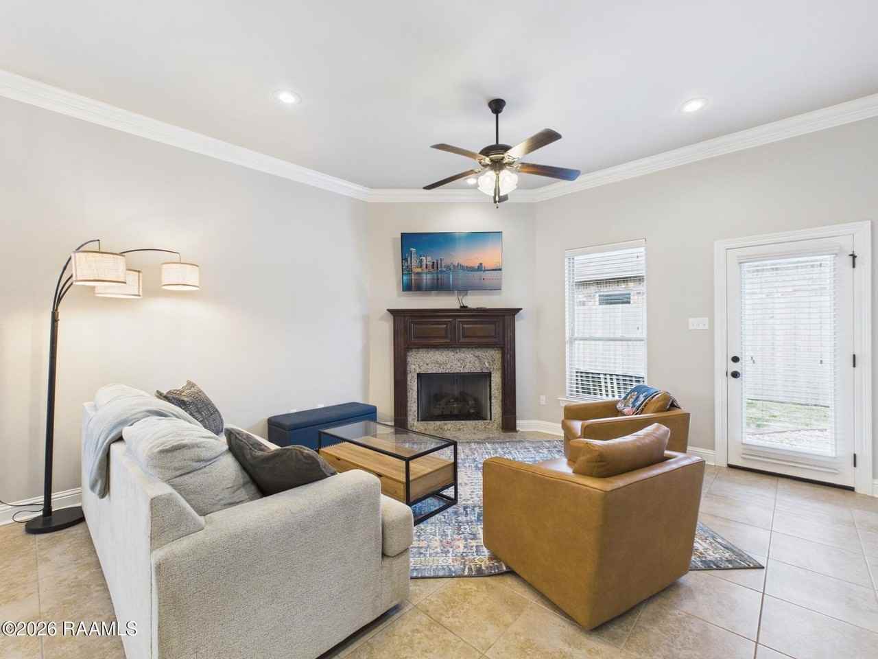 100 Lacebark Dr - Photo 5 of 29