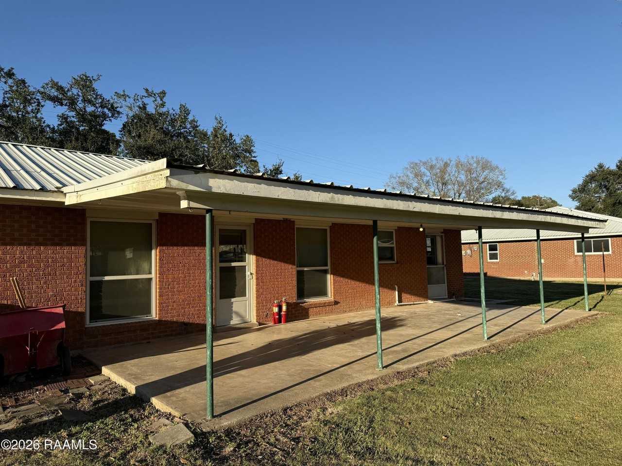 104 Avalon St - Photo 4 of 15