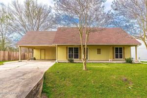 featured image of 222 Winsor Dr