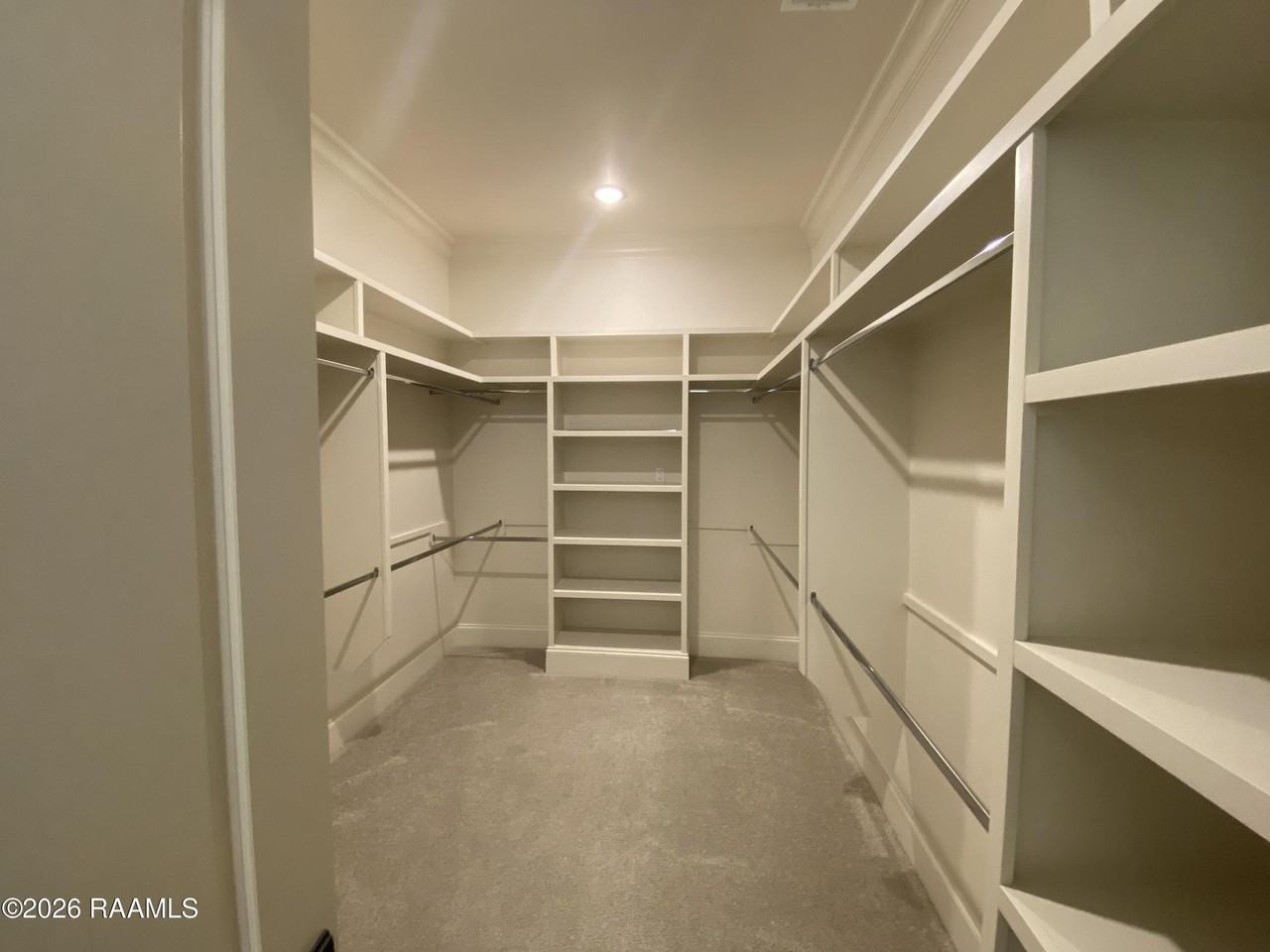 2110 Belfleur St - Photo 4 of 34