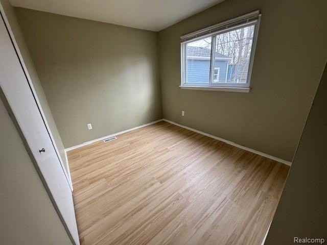 2010 Guthrie Ave - Photo 6 of 10