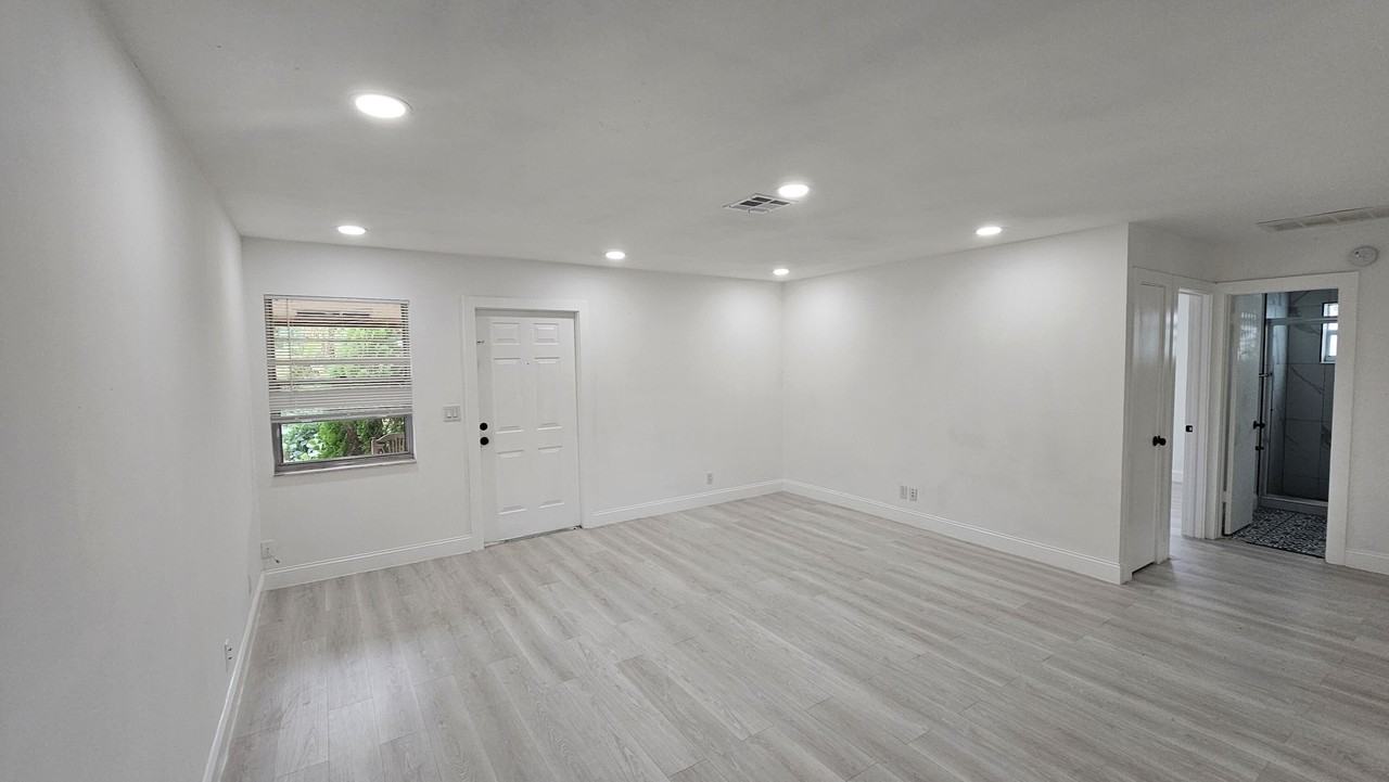 4868 Badger Ave #4868 - Photo 2 of 12