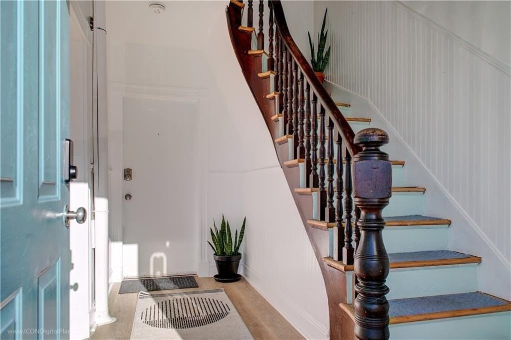 12 Cranston Ave Apt 1 - Photo 3 of 26