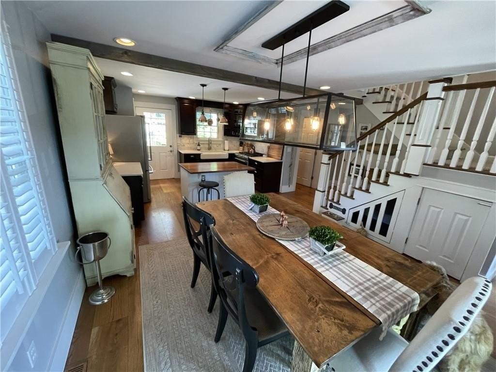 40 Keeher Ave - Photo 4 of 24