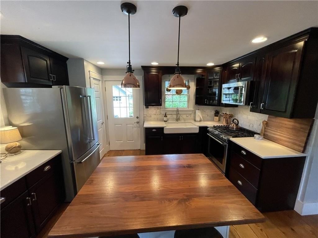 40 Keeher Ave - Photo 5 of 24