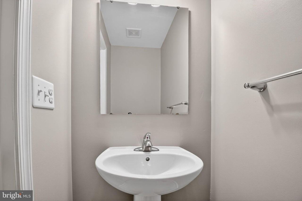 2012 Crepe Myrtle Ln - Photo 5 of 30