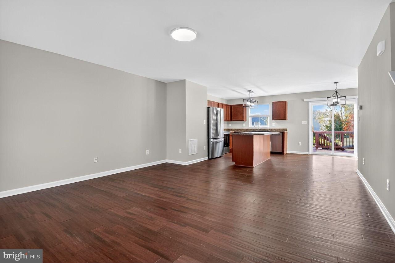 2012 Crepe Myrtle Ln - Photo 6 of 30