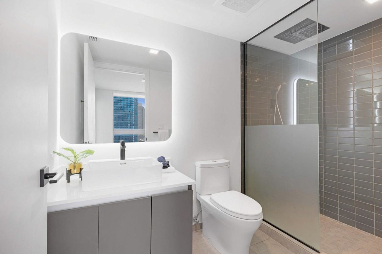 227 Northeast 2nd Street - Photo 2 of 38