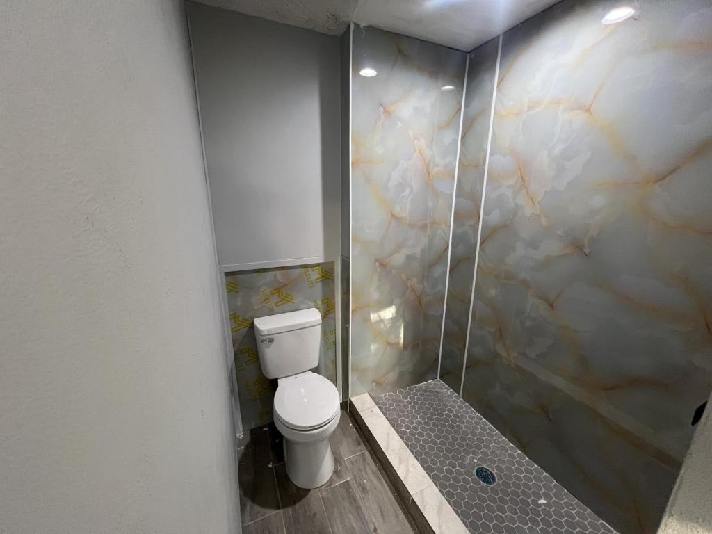 63 S Davis St - Photo 7 of 7