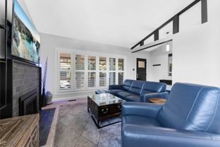 670 Coronation Ave - Photo 1 of 1