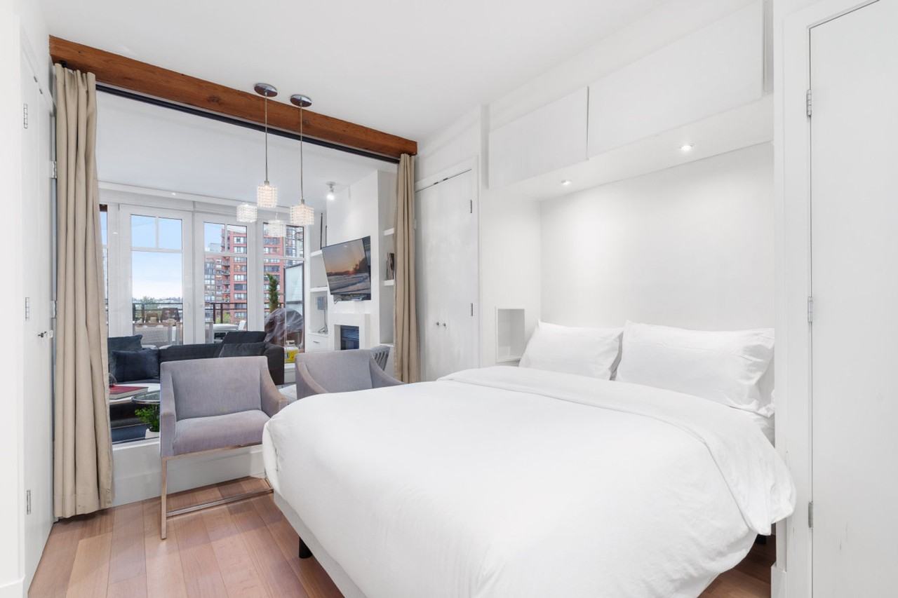 1275 Hamilton St #1380806P - Photo 2 of 34