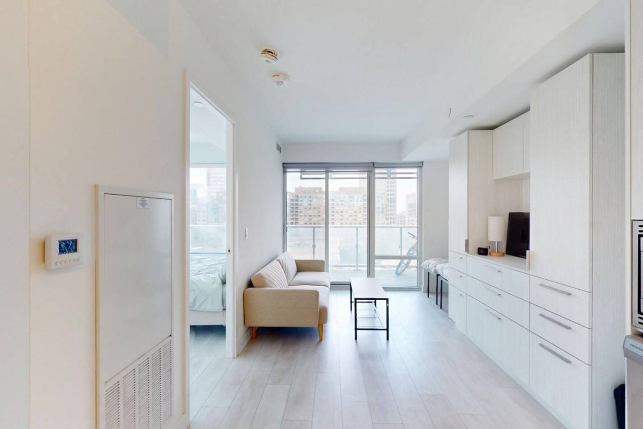 18 Maitland Terr #1383537P - Photo 2 of 34