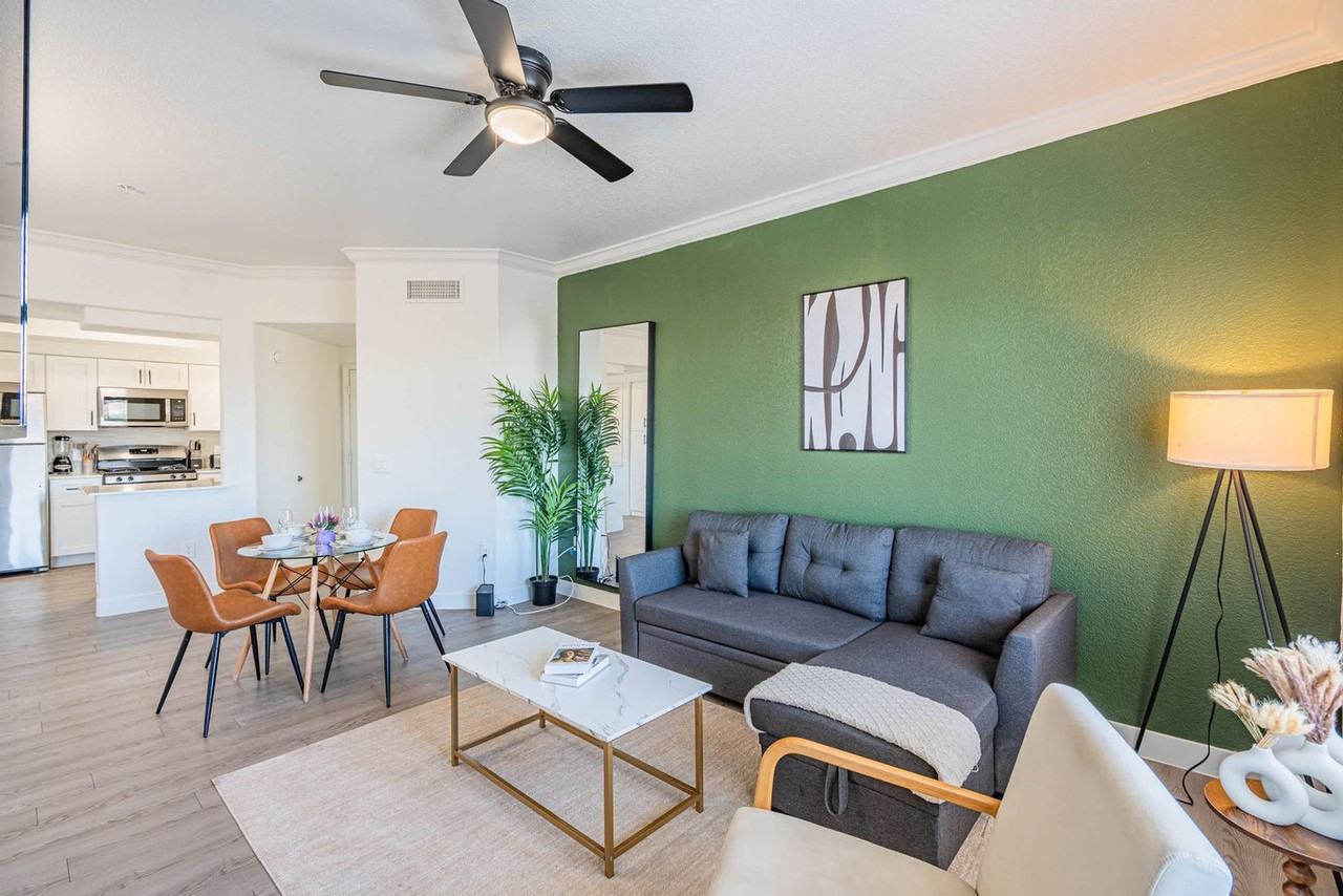 2155 S 55th St #1386547P - Photo 6 of 50