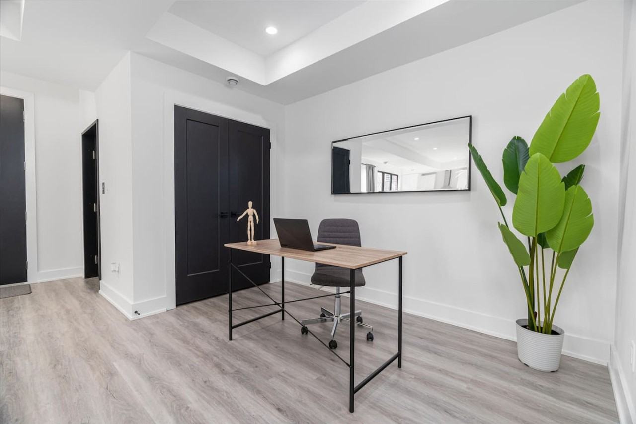 603 Queens Ave #1388884P - Photo 5 of 36