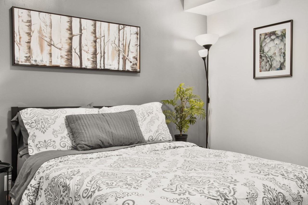 199 East Liberty St #1388889P - Photo 4 of 27