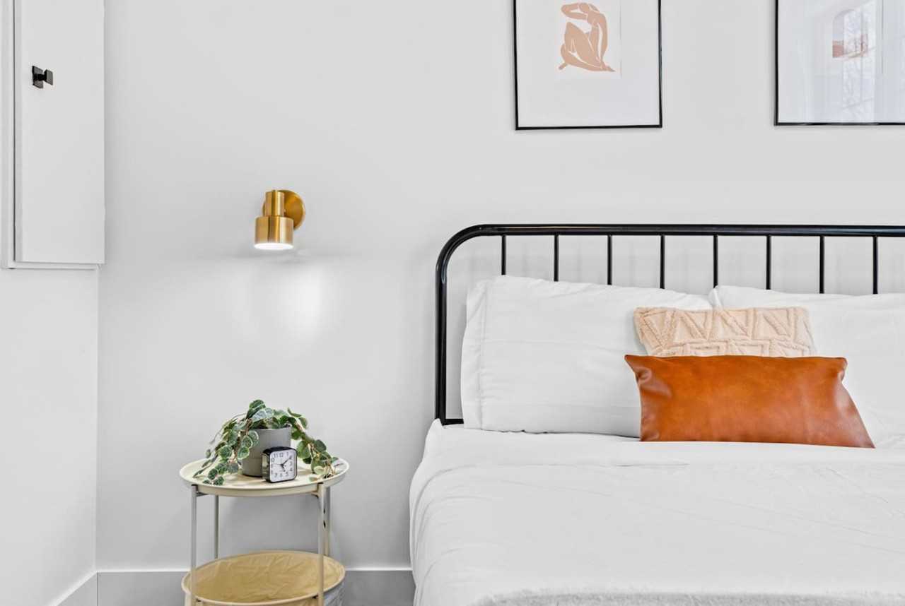 585 Queens Ave #1388888P - Photo 3 of 50