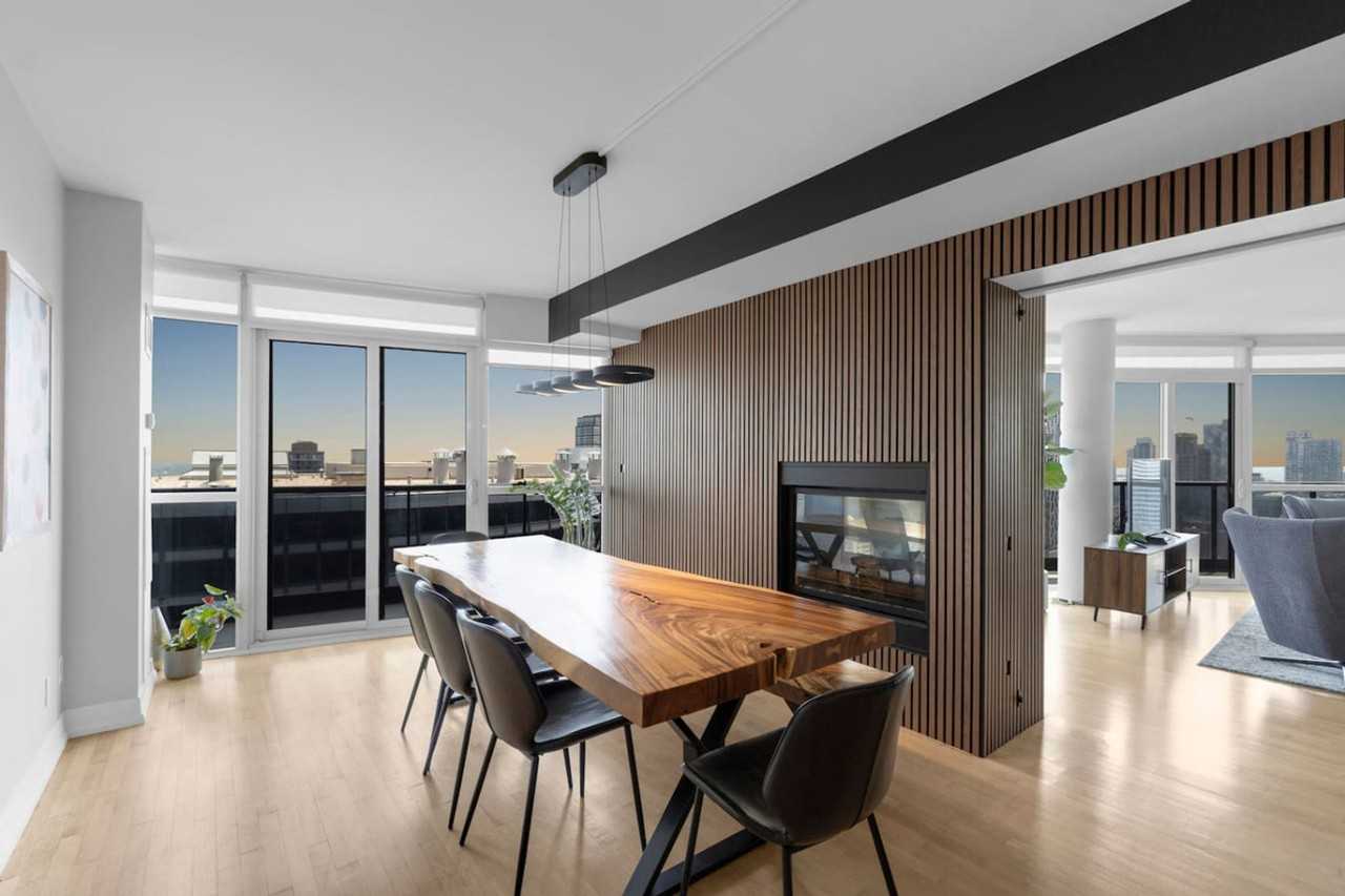 224 Carlton St #1403796P - Photo 4 of 36