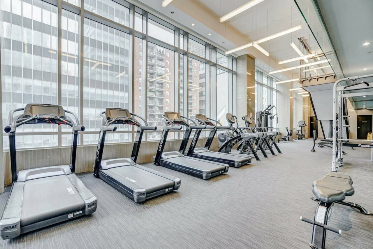 98 Lillian St #1403764P - Photo 6 of 31