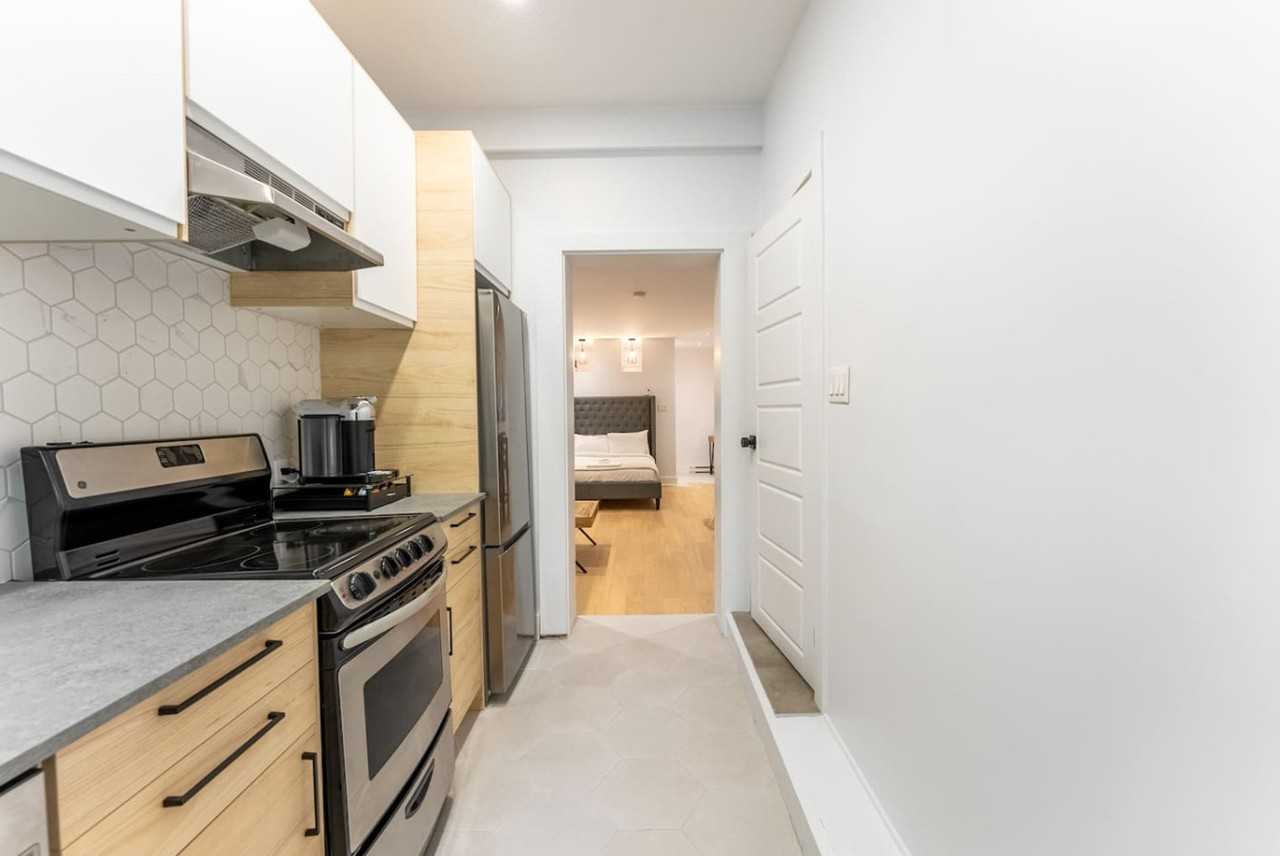 8821 Rue Lajeunesse #1422096P - Photo 7 of 20