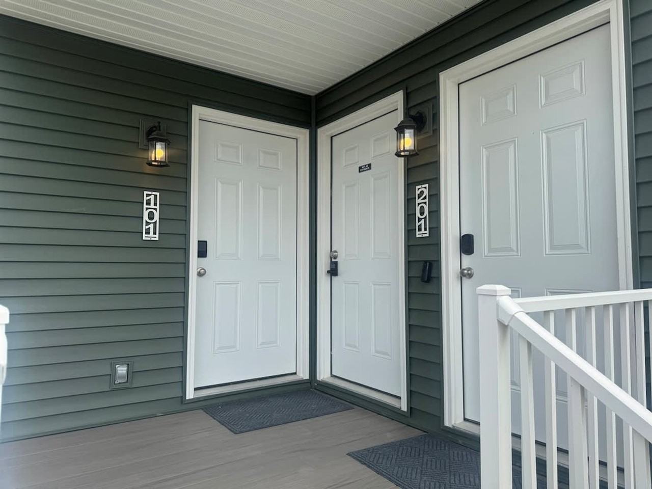 1249 Kinsmoor Avenue - Photo 7 of 21