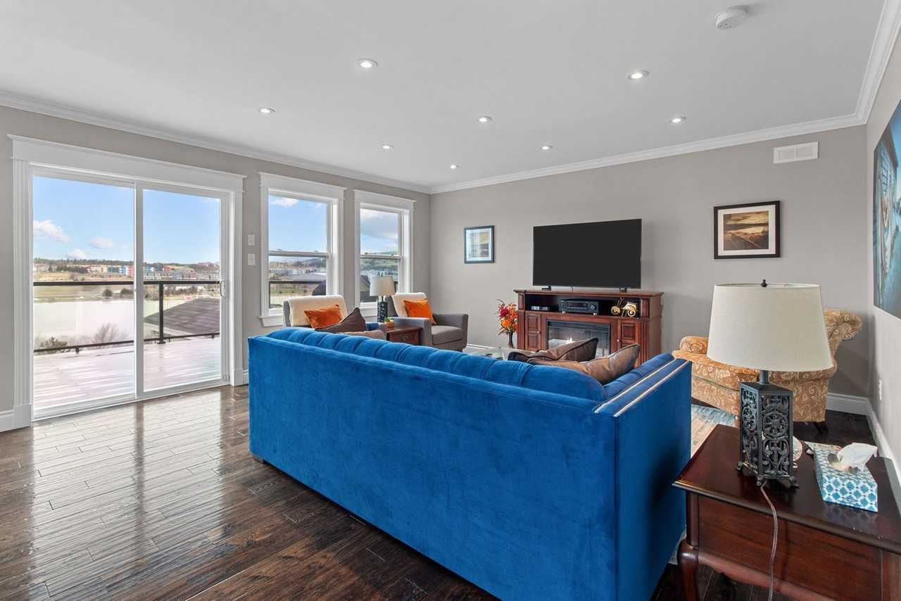 171 Forest Road - Photo 3 of 84