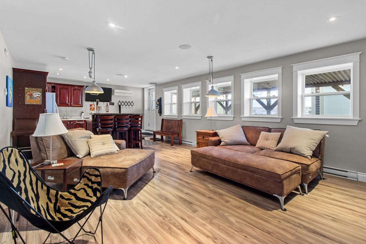 171 Forest Road - Photo 5 of 84