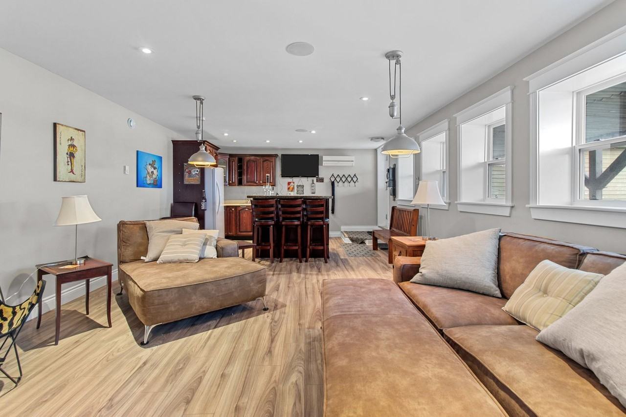 171 Forest Road - Photo 7 of 84