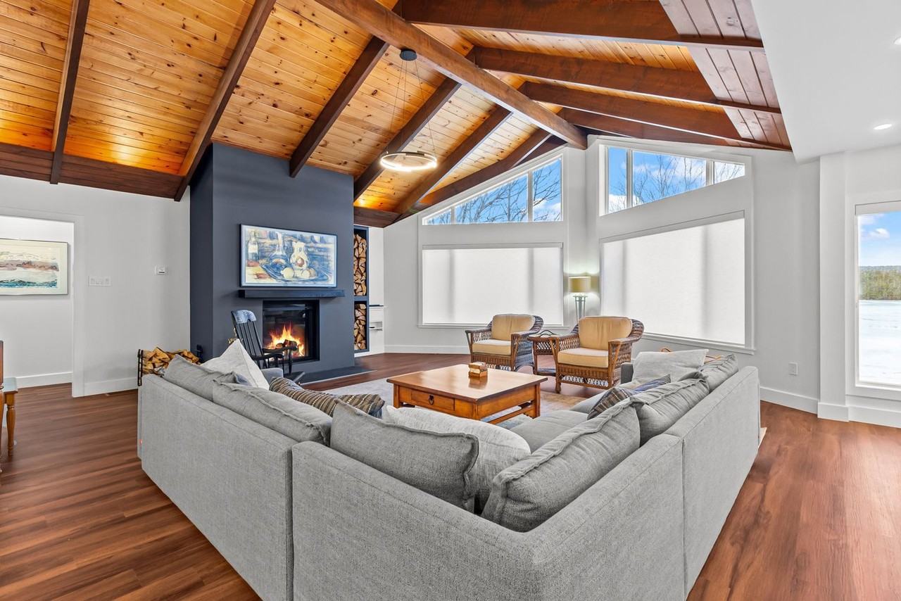 231 Bauline Line Exten #1438816P - Photo 5 of 37