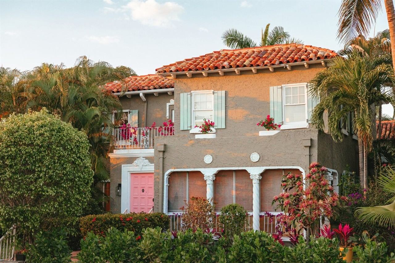 516 28th St #1462685P - Photo 4 of 31